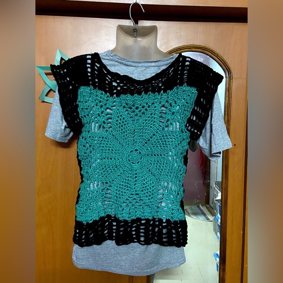 Acrylic Woolen Pullover Top for Woman (Sea Green and Black, Large) - Picture 3 of 9